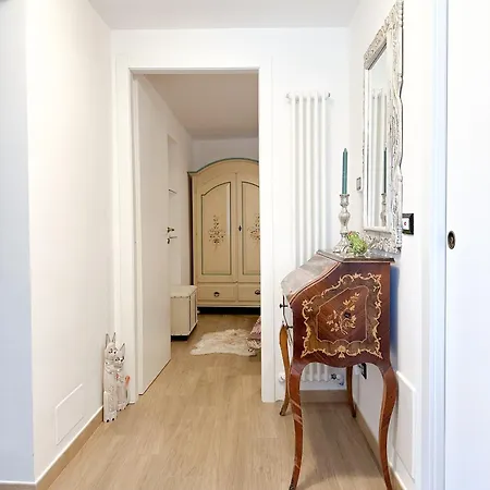 Semesterbostad Casa Jeny Fenis